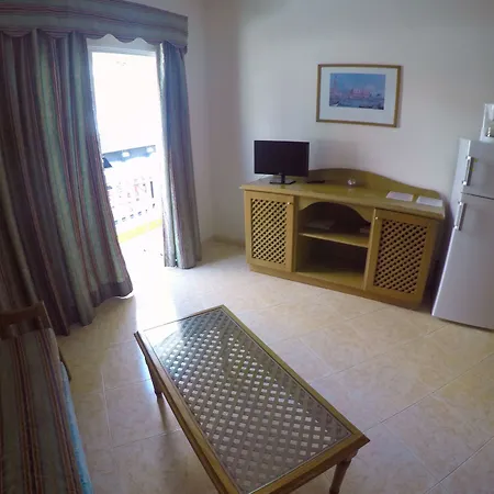 Don Diego 3 Apartment *